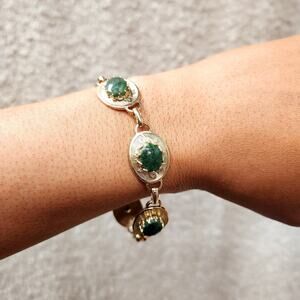 Delicate Vintage Jade Asian Inspired Gold Tone Tennis Bracelet 7.75”